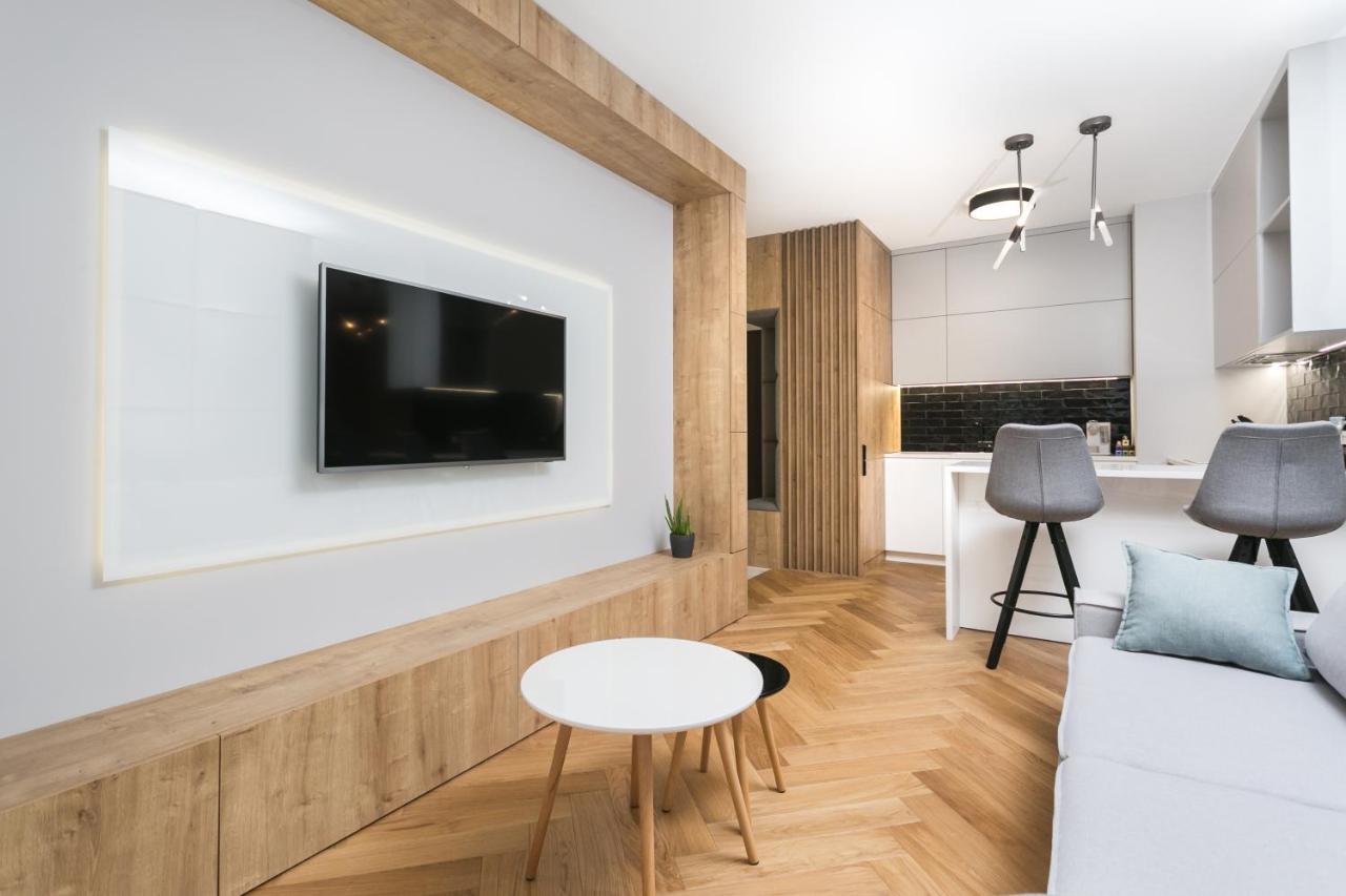 Luxury Apartments Mennica Residence - Golden Apartments - City Center Warszawa Eksteriør billede