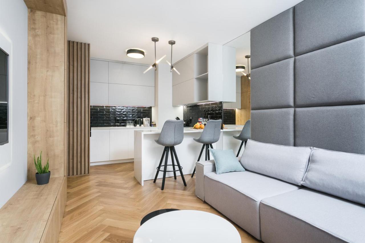 Luxury Apartments Mennica Residence - Golden Apartments - City Center Warszawa Eksteriør billede