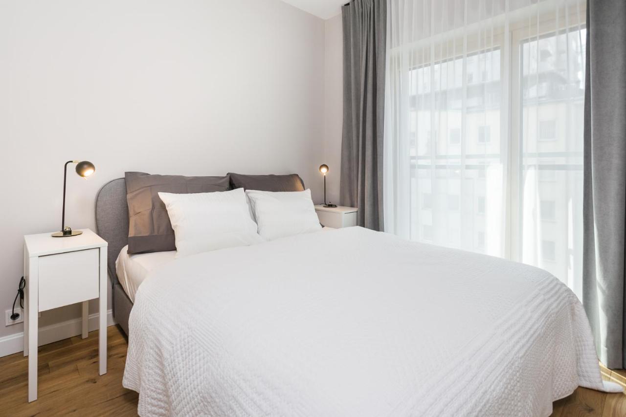 Luxury Apartments Mennica Residence - Golden Apartments - City Center Warszawa Eksteriør billede